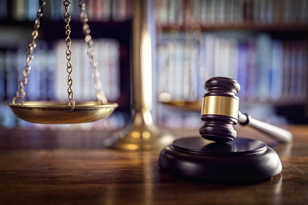 gavel and scale of justice